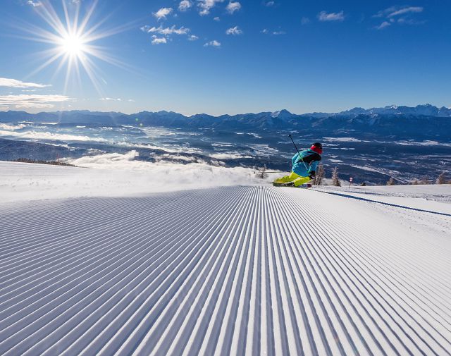 Skifahrer-auf-der-Piste-Gerlitzen-Alpe-1_Region-Villach-Tourismus-GmbH_Michael-Stabentheiner